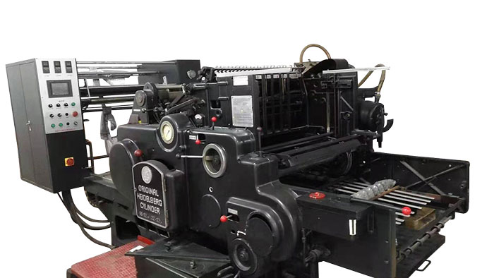 820型全自動海德堡圓壓平燙金機、圓壓平燙金機